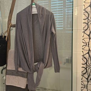 Moda International cashmere/cotton coverup wrap. Purple. Size XS.